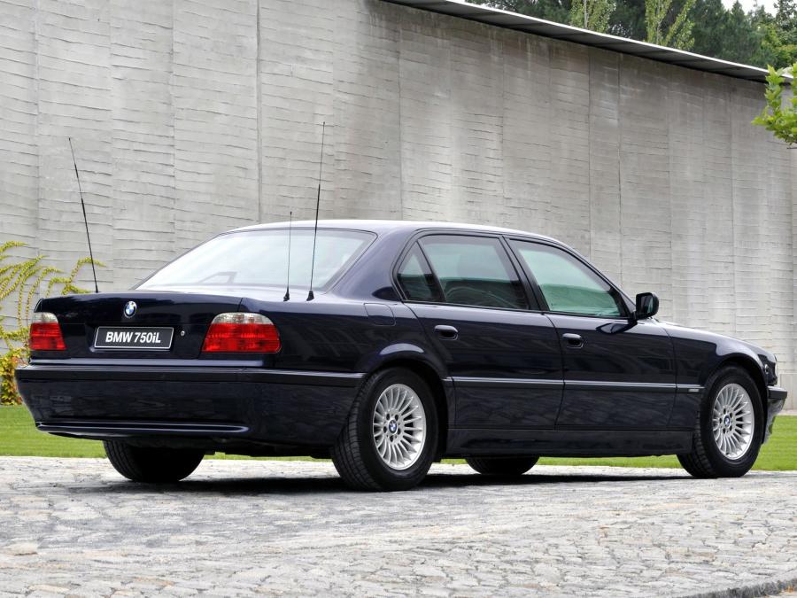  BMW 750iL Security 1998 года  (фото 5 из 5)